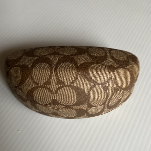 Coach Women Sunglass Mimi In Near New Condition. - Picture 6 of 6